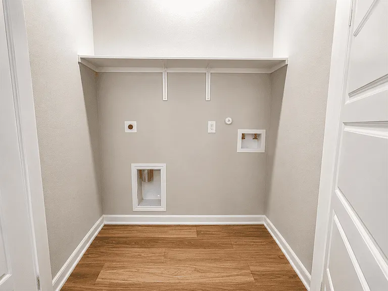 7220 Magnolia Vlg #101 — Photo 12