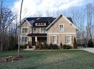 3837 May Apple Ln, Signal Mountain, TN 37377