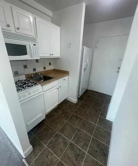 1011 Arlington Blvd #938 — Photo 3