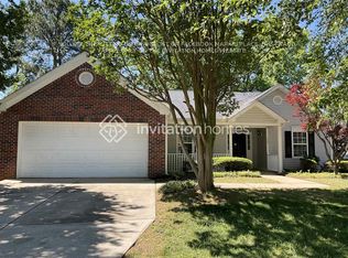 500 Woodchase Green Dr, Fuquay Varina, NC 27526
