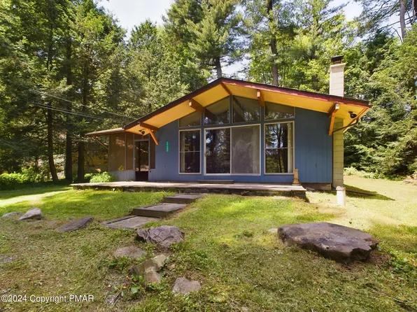 2132 Penny Ln, Pocono Pines, PA 18350