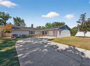 612 Green Cove Dr, Brandon, FL 33510