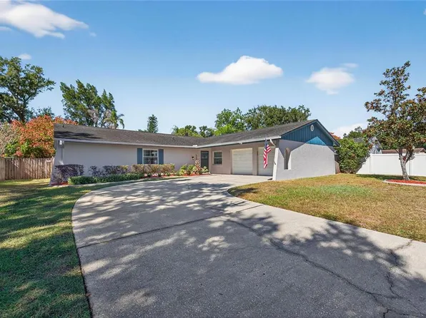 612 Green Cove Dr, Brandon, FL 33510