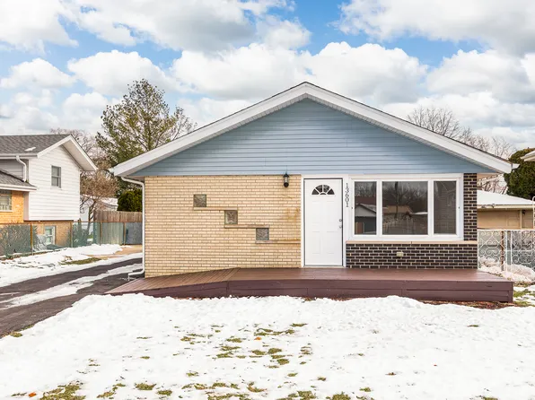 13601 Loomis Ln, Crestwood, IL 60418