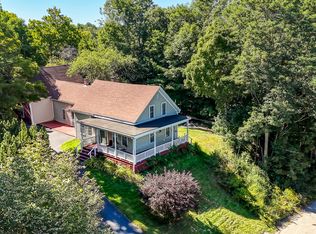 17 Maple St, Gardiner, ME 04345