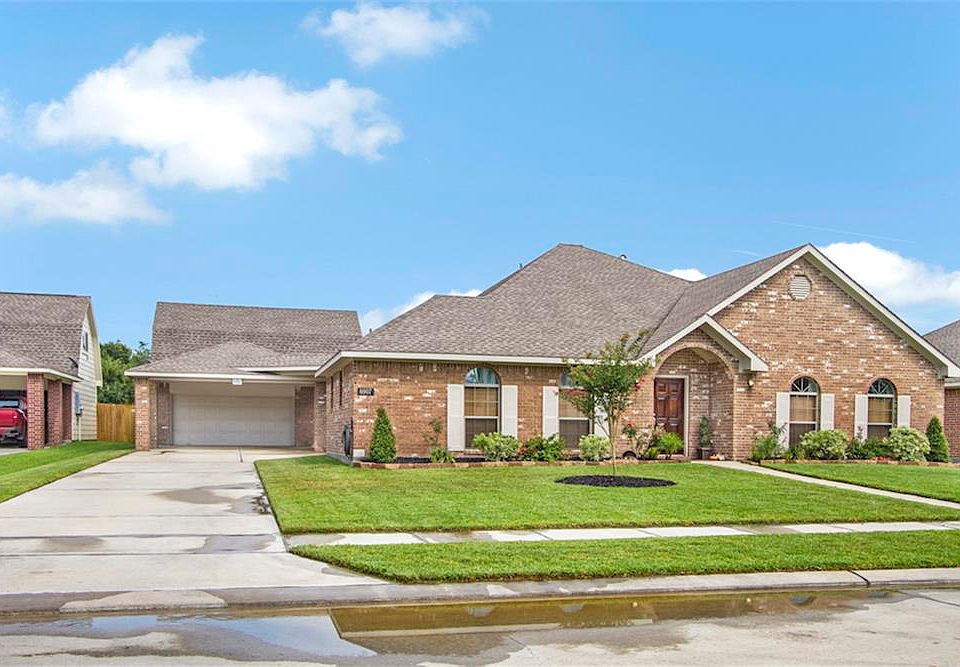 1st image of 6907 Amistad Ct