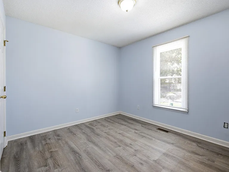 4109 Iron Horse Rd — Photo 14