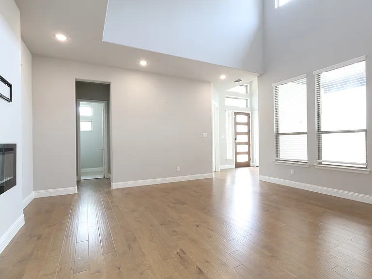 12978 Caprock Dr — Photo 21