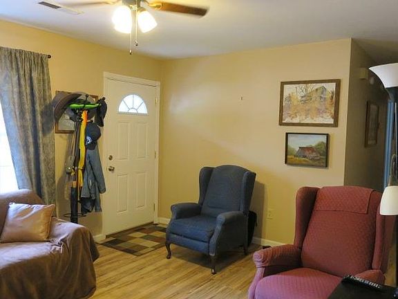 5th image of 174 Braly Dr