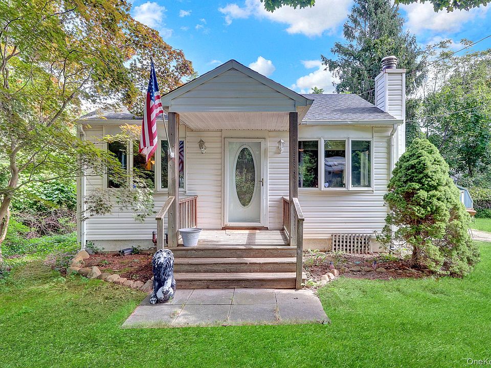 1st image of 130 Hawthorne Road