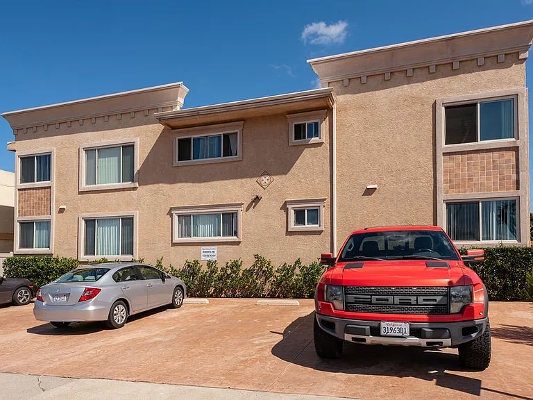 5252-5274 La Jolla Mesa Dr #5254 — Photo 25