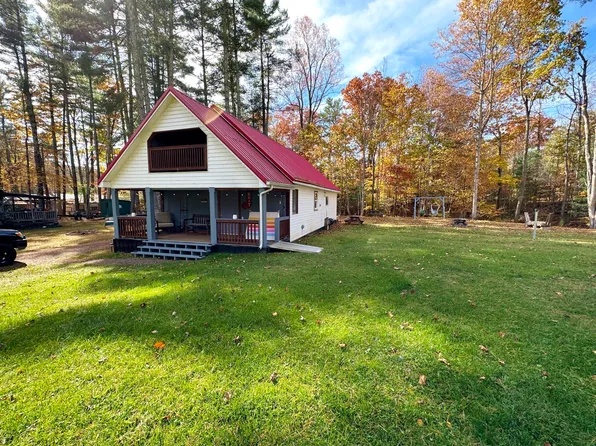 32 Lakeside Dr, Gap Mills, WV 24941