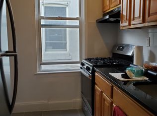 24-51 24th St #2R, Astoria, NY 11102