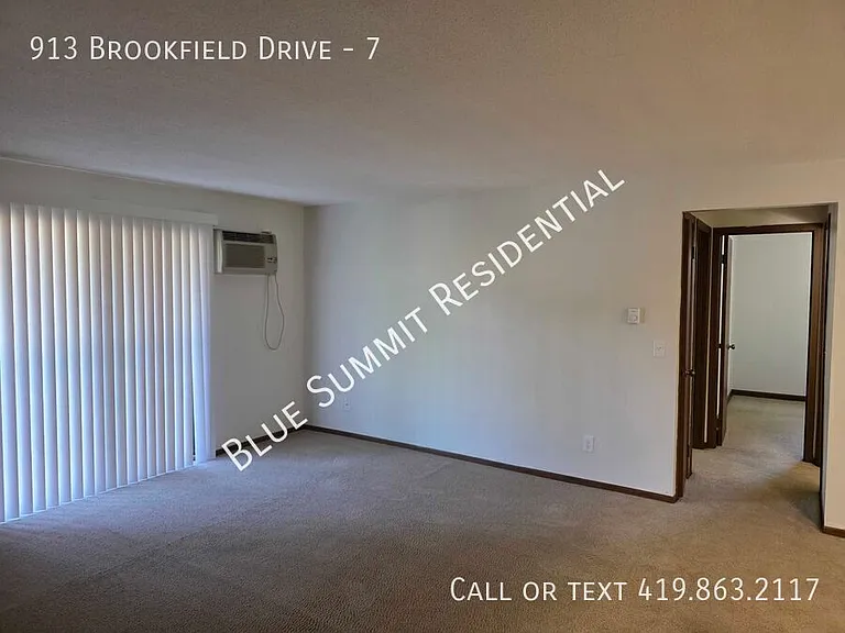 913 Brookfield Dr #7 — Photo 3