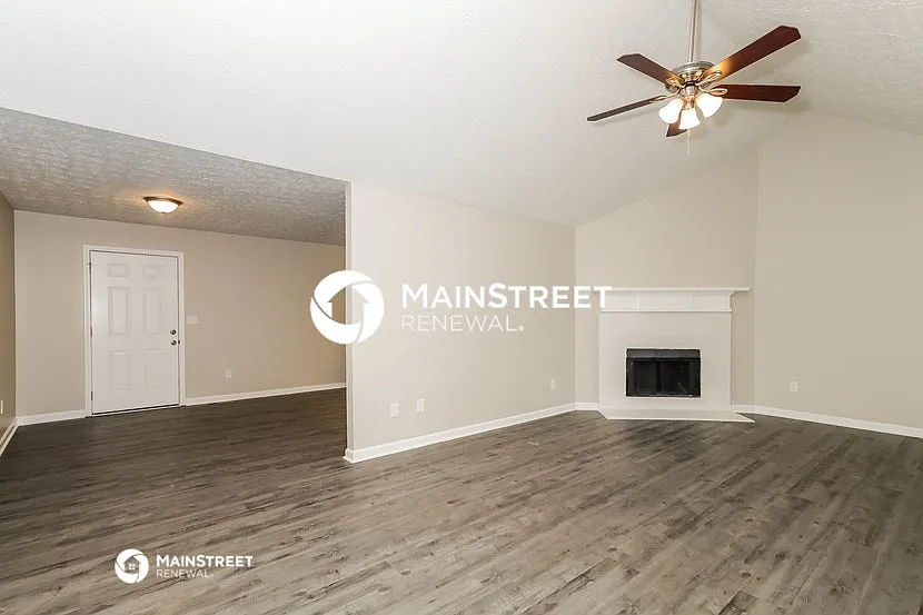 411 Grove Pointe Court — Photo 4