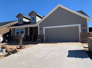 917 Blackbird Dr, Sherman, TX 75092