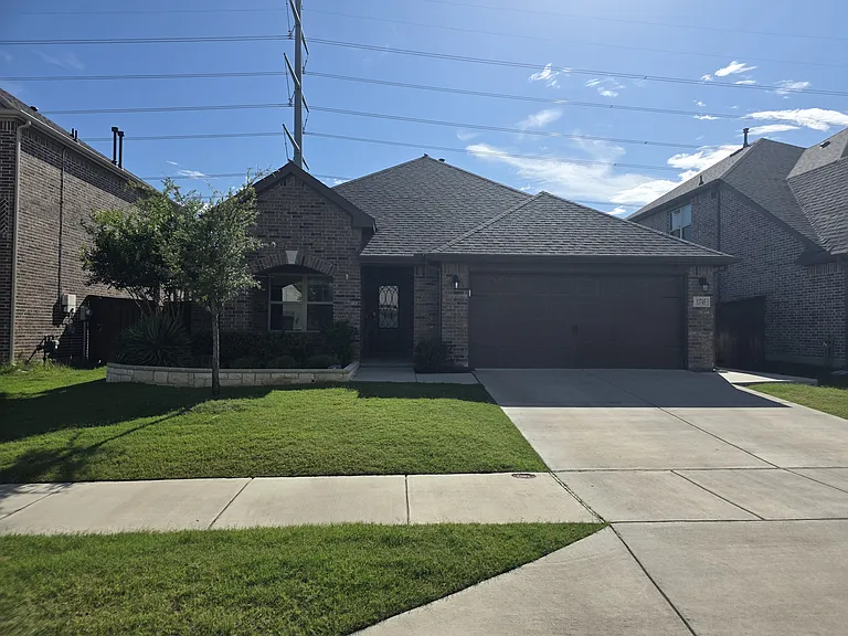 11745 Wulstone Rd — Photo 2