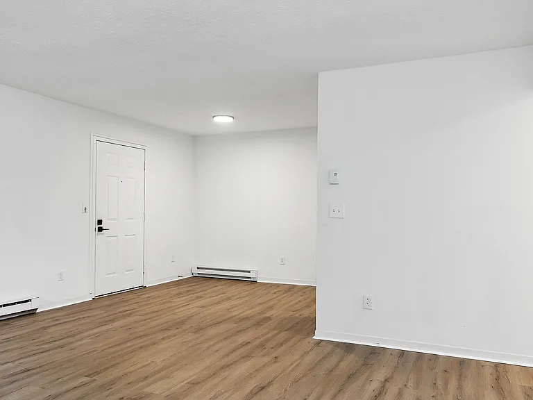 ReNew 3902 — Photo 14