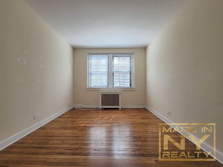 51-01 39th Ave #K11 — Photo 3