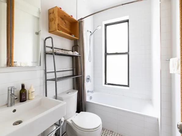 24-75 38th Street image 8 of 14