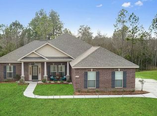 12001 Poplar Dr, Ocean Springs, MS 39565