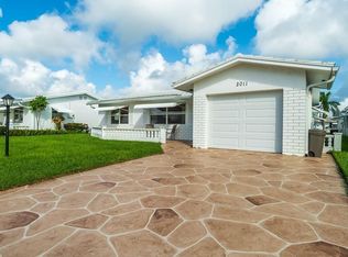 2011 SW 17th Ave, Boynton Beach, FL 33426