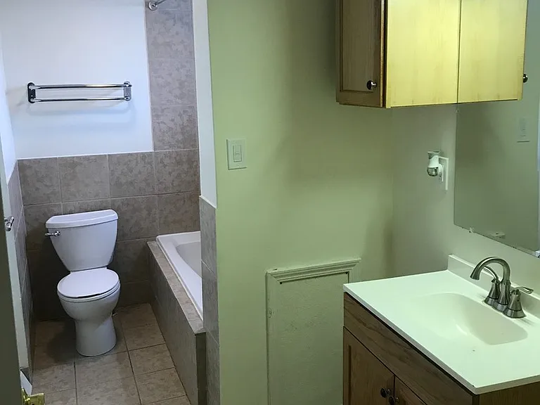 1408 Fernleaf — Photo 8