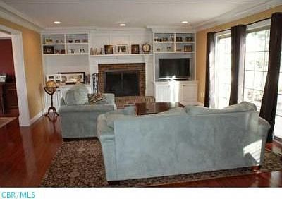 4th image of 5315 Aryshire Dr