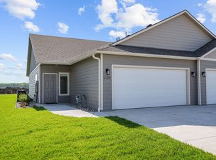 2729 Tim Rogers Ln, Salina, KS 67401