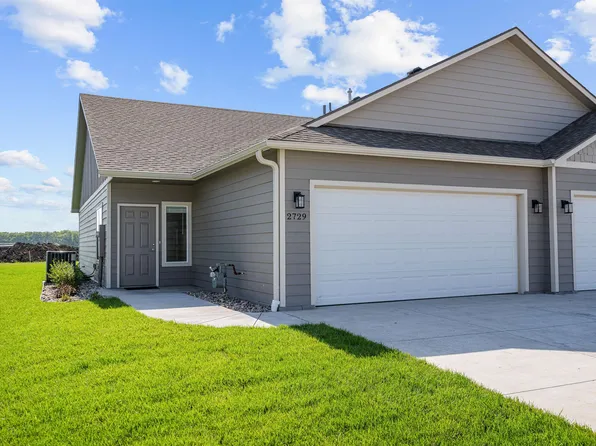 2729 Tim Rogers Ln, Salina, KS 67401