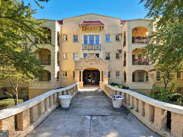 2855 Peachtree Rd NE APT 110, Atlanta, GA 30305