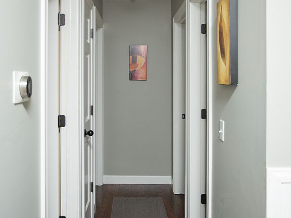 5th image of 476 Holes Ave