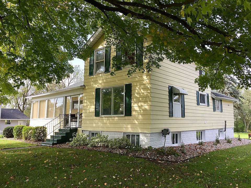 1st image of 335 Ely St