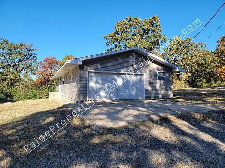 345 County Road 900 — Photo 2
