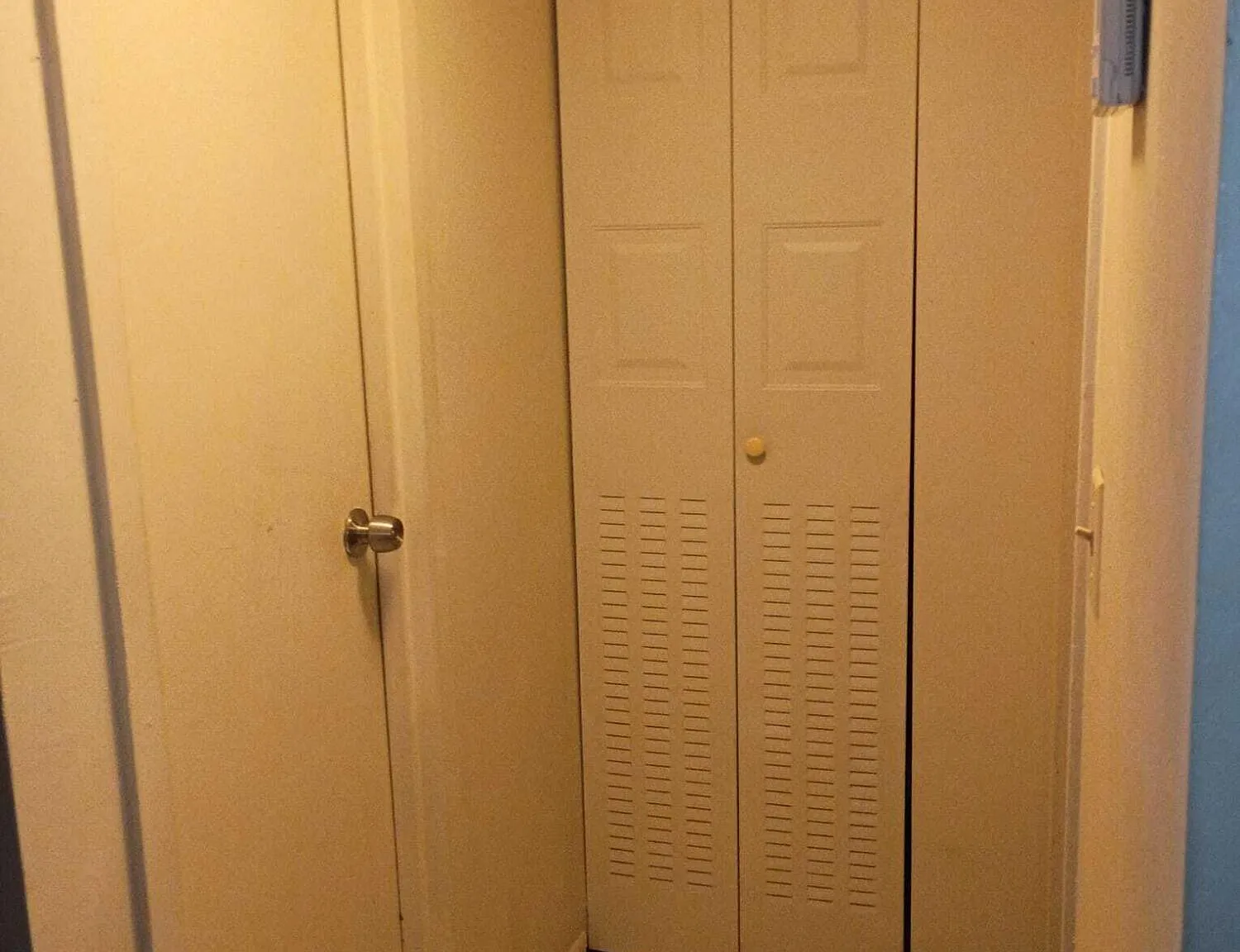 2 bed, 2.0 bath, 865 sqft, $1,000 — Photo 3