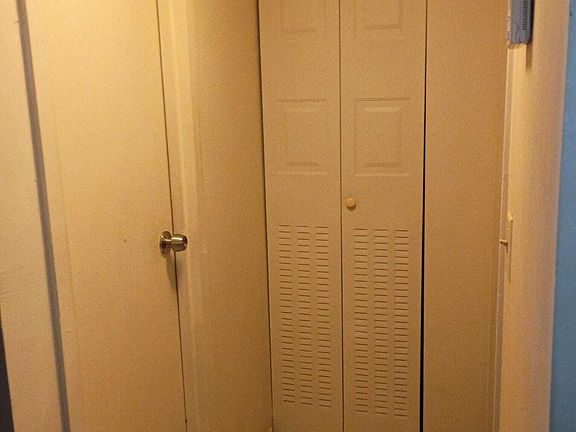 3rd image of 2871 Somerset Dr APT 311