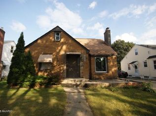 1806 Widdicomb Ave NW, Grand Rapids, MI 49504