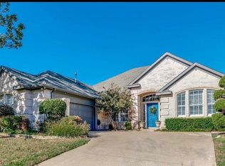 3205 Calender Park Ct, Arlington, TX 76001