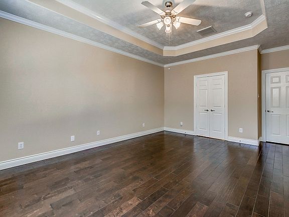 4th image of 2509 N Yorkchase Ln