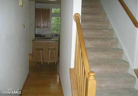 3rd image of 104 Village Dr