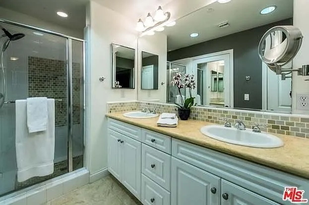 12975 Agustin Pl #320 — Photo 6