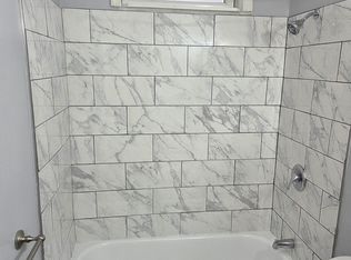 195 22nd St FLOOR 2, Irvington, NJ 07111