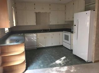 625 Longview Ave, Oakley, KS 67748
