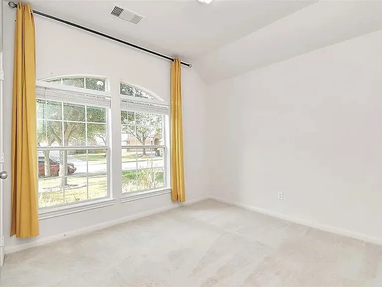 6411 Atlasridge Dr — Photo 18