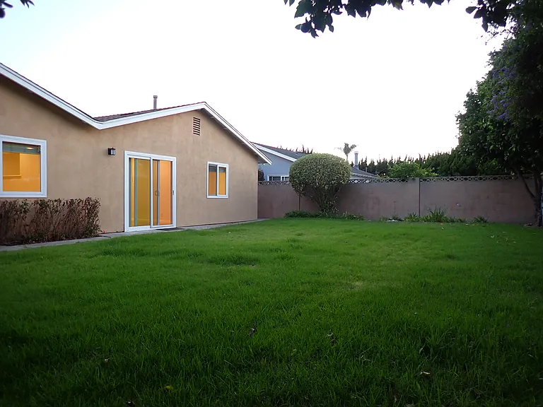 5071 Sisson Dr — Photo 24