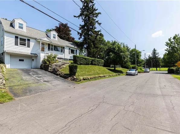 217 Sunhill Ter, Syracuse, NY 13207