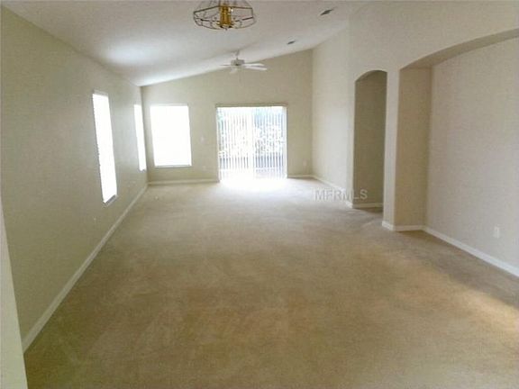 5th image of 541 Grand Canal Dr