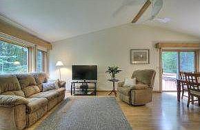 Cathedral ceiling living space