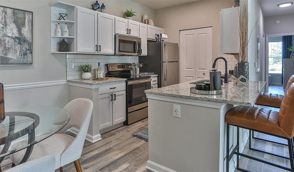 The Vinings at Laurel Creek 3434 Laurens Rd Greenville SC Zillow