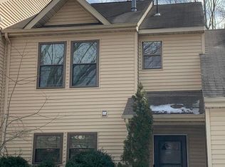 217 Pine Meadows Ct, Jackson, NJ 08527